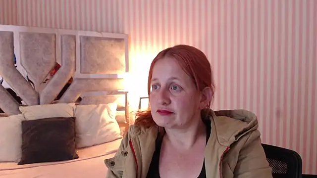 ViioletaMora online show from March 2025 01:32:02 AM