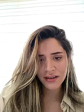 Snapshot of maliciaworld chatting on December 2024 08:40:02 PM maliciaworld online show from December 2024 08:40:02 PM