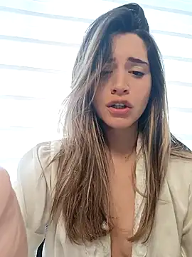 Snapshot of maliciaworld chatting on January 2025 08:35:02 PM maliciaworld online show from January 2025 08:35:02 PM