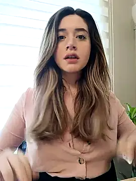 Snapshot of maliciaworld chatting on February 2025 05:11:02 PM maliciaworld online show from February 2025 05:11:02 PM