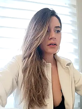 Snapshot of maliciaworld chatting on February 2025 05:07:01 PM maliciaworld online show from February 2025 05:07:01 PM