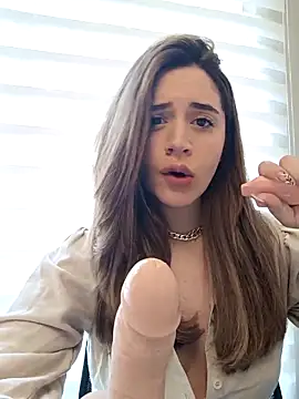 Snapshot of maliciaworld chatting on March 2025 06:05:02 PM maliciaworld online show from March 2025 06:05:02 PM