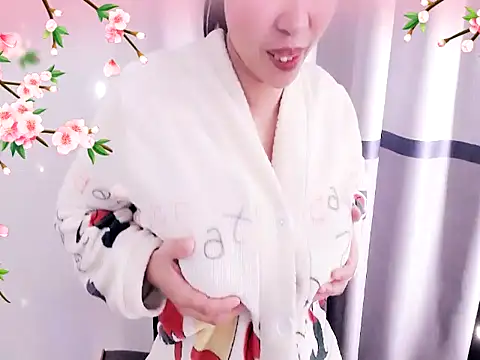 Snapshot of xiaoxuer chatting on January 2025 04:45:01 AM xiaoxuer online show from January 2025 04:45:01 AM