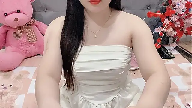 Snapshot of Funikio chatting on November 2025 01:22:01 PM Funikio online show from November 2025 01:22:01 PM