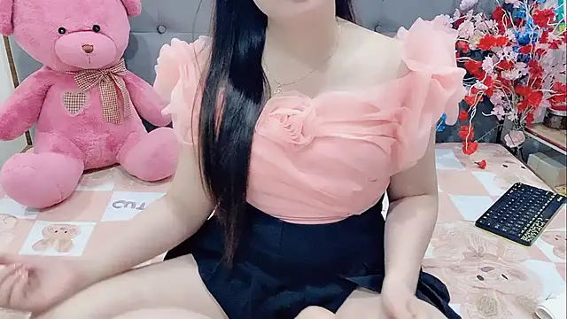 Snapshot of Funikio chatting on December 2025 02:28:01 AM Funikio online show from December 2025 02:28:01 AM