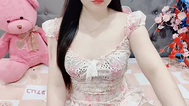 Snapshot of Funikio chatting on December 2025 02:50:02 AM Funikio online show from December 2025 02:50:02 AM