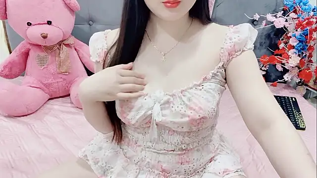 Snapshot of Funikio chatting on February 2026 01:26:01 PM Funikio online show from February 2026 01:26:01 PM