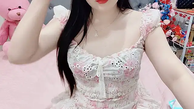 Snapshot of Funikio chatting on March 2026 02:21:01 PM Funikio online show from March 2026 02:21:01 PM