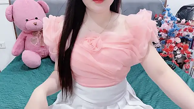 Snapshot of Funikio chatting on April 2026 01:21:01 AM Funikio online show from April 2026 01:21:01 AM