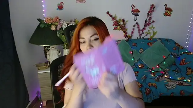 Aylinn diaz online show from February 2026 07:37:01 PM