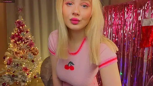 Snapshot of oliviabr0wn0 chatting on December 2024 02:03:02 AM oliviabr0wn0 online show from December 2024 02:03:02 AM