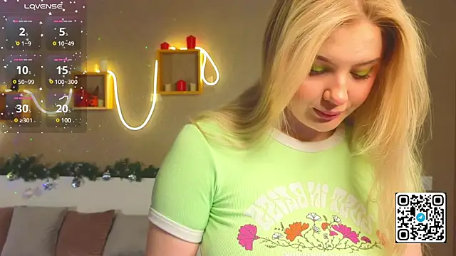 Snapshot of oliviabr0wn0 chatting on February 2025 02:06:02 AM oliviabr0wn0 online show from February 2025 02:06:02 AM