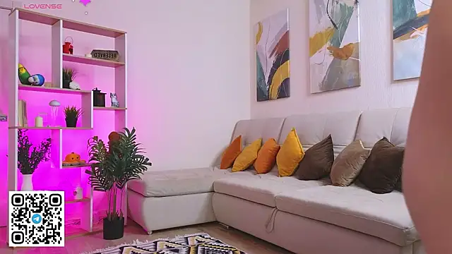 oliviabr0wn0 online show from February 2026 06:40:02 AM