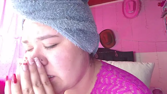 NikkiRous  online show from January 2026 01:48:02 PM