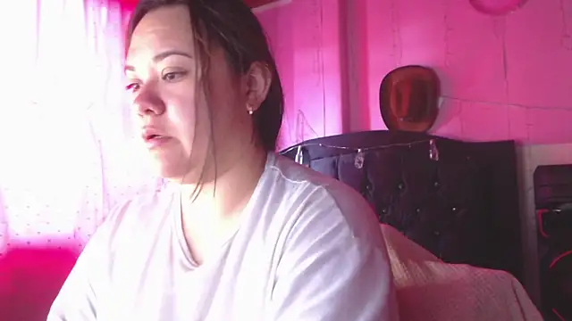 NikkiRous  online show from May 2026 01:17:01 PM