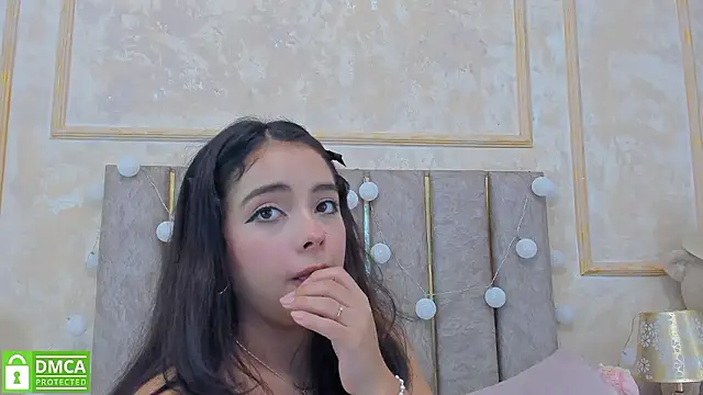 Cheerrysweett online show from December 2024 01:17:01 PM