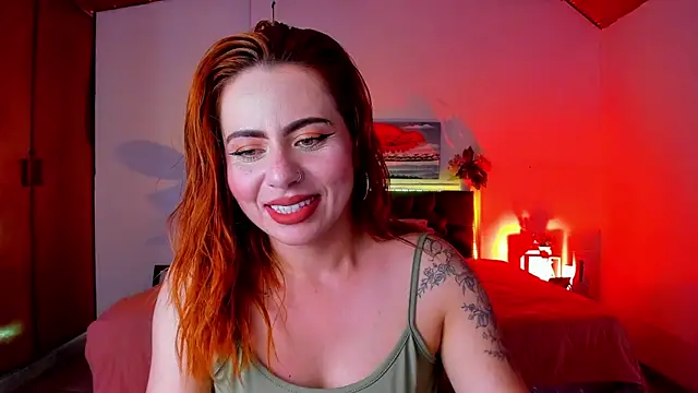 Snapshot of Dulce_charlottee chatting on January 2025 07:50:02 PM Dulce charlottee online show from January 2025 07:50:02 PM