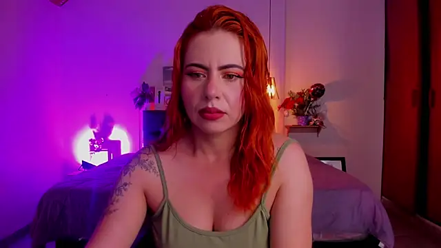 Snapshot of Dulce_charlottee chatting on February 2025 07:10:02 PM Dulce charlottee online show from February 2025 07:10:02 PM