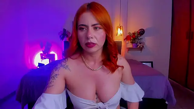 Snapshot of Dulce_charlottee chatting on February 2025 07:53:02 PM Dulce charlottee online show from February 2025 07:53:02 PM