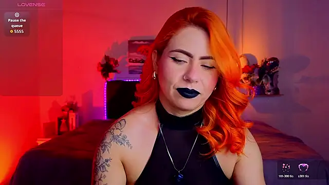 Snapshot of Dulce_charlottee chatting on October 2025 12:11:01 PM Dulce charlottee online show from October 2025 12:11:01 PM