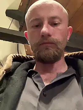 BIGWHITECOCKDOC36 online show from December 2024 11:31:02 AM