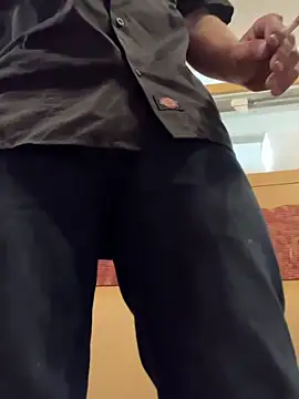 BIGWHITECOCKDOC36 online show from January 2025 01:08:01 PM