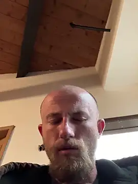 BIGWHITECOCKDOC36 online show from January 2025 01:24:02 PM