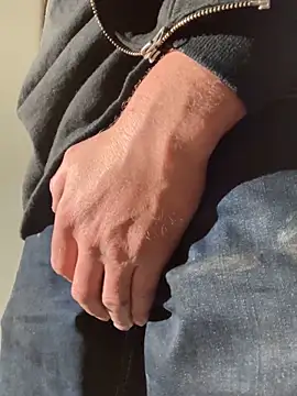 BIGWHITECOCKDOC36 online show from February 2025 01:08:02 PM