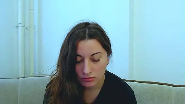 Helen Adams  online show from February 2025 10:28:01 AM