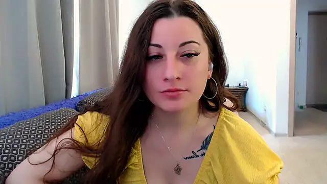 Snapshot of Helen_Adams_ chatting on June 2026 06:47:02 AM Helen Adams online show from June 2026 06:47:02 AM