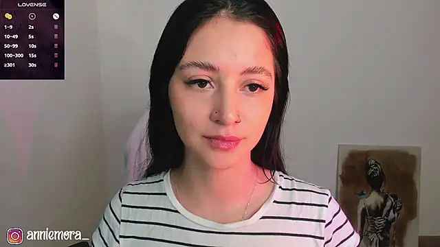 Snapshot of annie_mora chatting on December 2024 01:18:02 AM annie mora online show from December 2024 01:18:02 AM