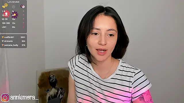 Snapshot of annie_mora chatting on February 2025 05:13:01 AM annie mora online show from February 2025 05:13:01 AM