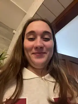 Snapshot of BunBuns_ chatting on December 2024 04:28:02 PM BunBuns online show from December 2024 04:28:02 PM