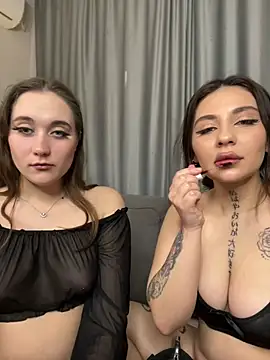 Snapshot of BunBuns_ chatting on March 2025 07:19:01 AM BunBuns online show from March 2025 07:19:01 AM