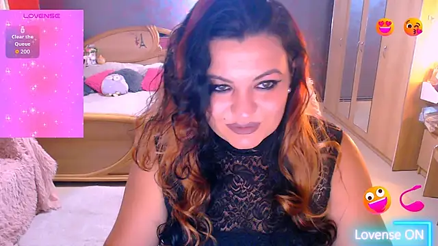 Snapshot of Ariellefoxy chatting on July 2026 06:04:01 PM Ariellefoxy online show from July 2026 06:04:01 PM