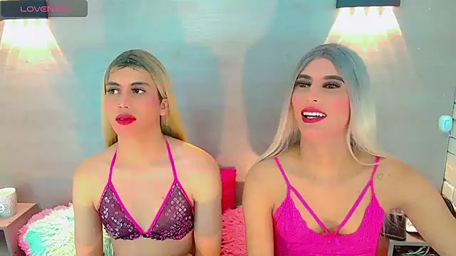 Daniela Pink  online show from March 2025 09:31:02 PM