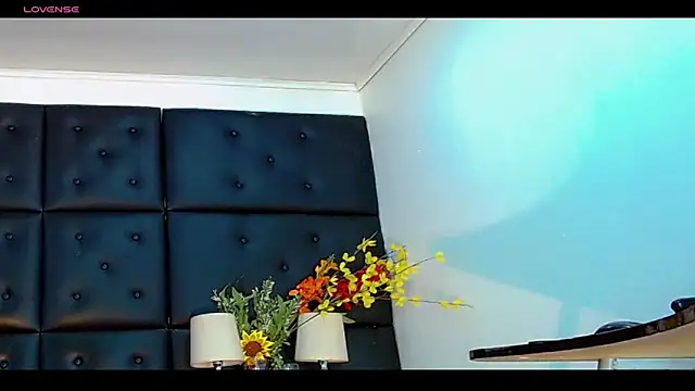 Daniela Pink  online show from June 2026 08:11:01 PM
