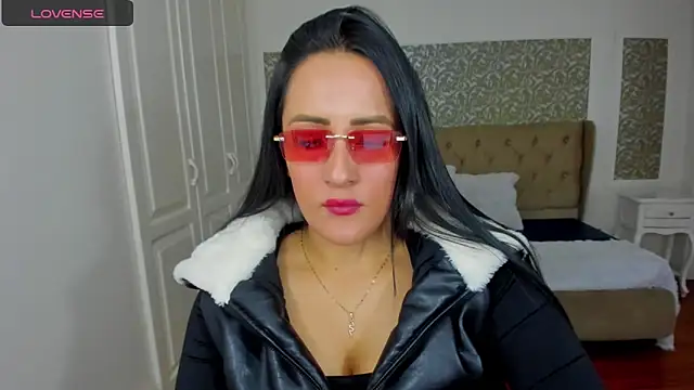 KimWessel  online show from March 2026 07:57:02 PM