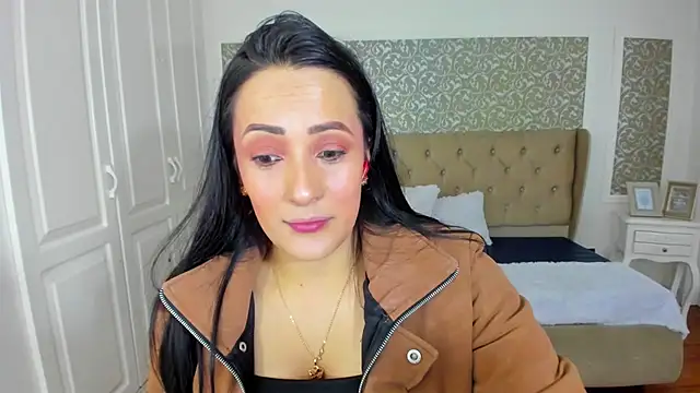 KimWessel  online show from May 2026 07:23:02 PM