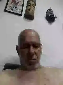 Snapshot of FabiQuilmes chatting on January 2025 12:07:01 AM FabiQuilmes online show from January 2025 12:07:01 AM