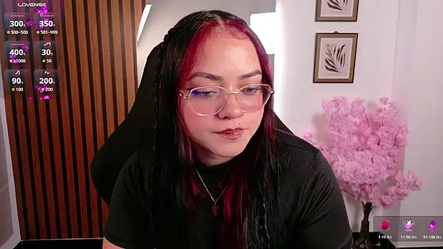 Snapshot of Melany_07 chatting on February 2026 02:53:01 AM Melany 07 online show from February 2026 02:53:01 AM