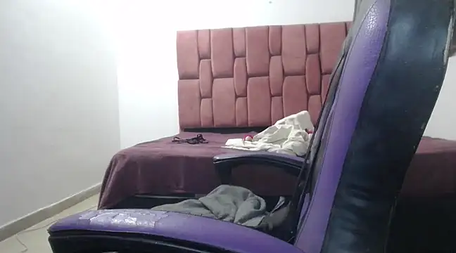 Snapshot of barbara_anal_squirt_ chatting on February 2025 03:22:01 AM barbara anal squirt online show from February 2025 03:22:01 AM