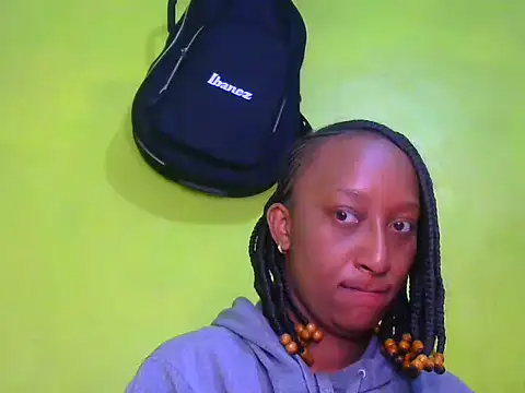 Snapshot of CarlaBeckky chatting on December 2024 04:00:02 AM CarlaBeckky online show from December 2024 04:00:02 AM