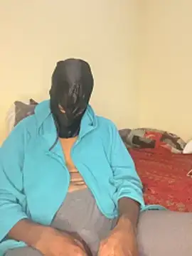 Snapshot of Gifttheskimaskboy chatting on April 2026 08:33:01 PM Gifttheskimaskboy online show from April 2026 08:33:01 PM
