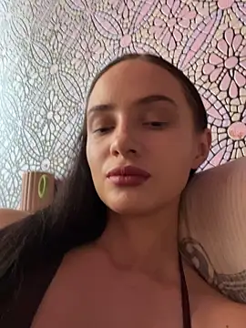 Kristis43 online show from May 2026 08:22:01 AM