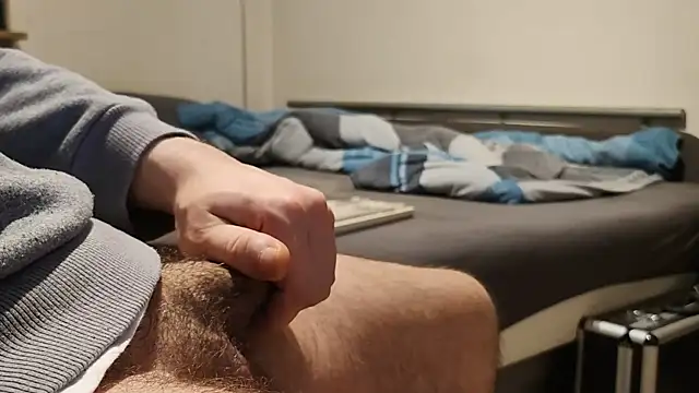 Snapshot of Alphapimmelchen chatting on December 2024 04:05:02 PM Alphapimmelchen online show from December 2024 04:05:02 PM