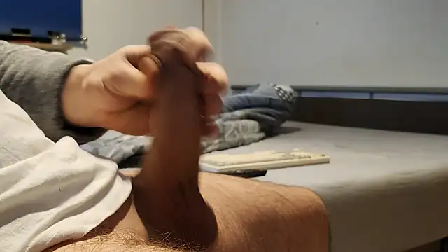 Snapshot of Alphapimmelchen chatting on January 2025 03:20:01 AM Alphapimmelchen online show from January 2025 03:20:01 AM