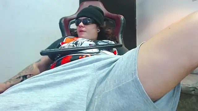 snowflake xxx online show from November 2025 05:27:02 AM