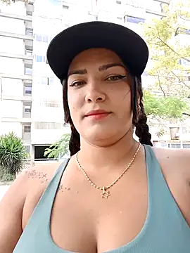 camiysebas21 online show from September 2025 04:56:02 PM