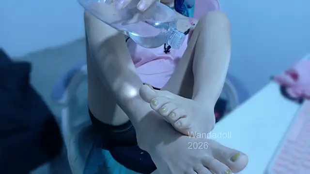 WandaDoll online show from May 2026 12:22:01 PM